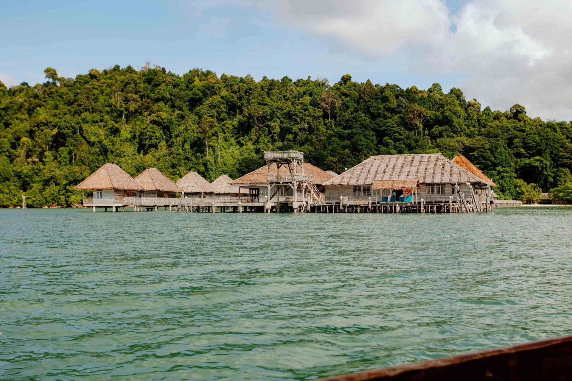 Telunas Beach Resort